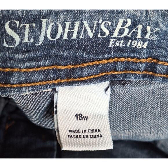 St. John's Bay Women 18W Medium Wash Denim Classic Comfort Preppy Skort - Picture 5 of 6